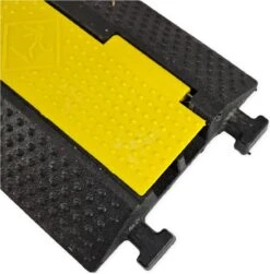 Kabeldrempel Voor 2 Laadkabels Van Elektrische Voertuigen Kabeldrempel 31 Kabeldrempel Voor 2 Laadkabels Van Elektrische Voertuigen Kabeldrempel -Auto-Onderdelen 1180x1200