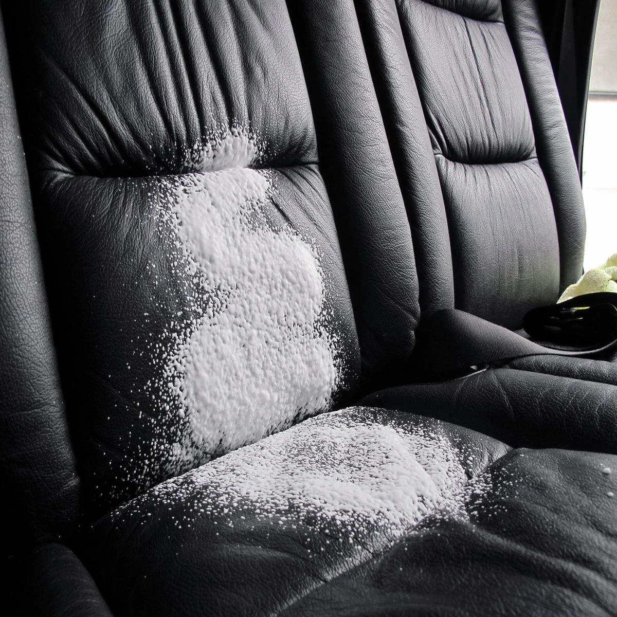 Turtle Wax Power Out Leather 400ml | Leer Schoonmaken 5 Turtle Wax Power Out Leather 400ml | Leer Schoonmaken - Afbeelding 3