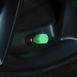 Merkloos Ventiel Dop - Ventieldoppen - Glow In The Dark - Lichtgevende Ventieldop - 4stuks - Auto - Motor - Scooter - Ventiel - Autosccessoire -Auto-Onderdelen 1200x1200 668