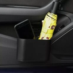 Auto Prullenbak - Inclusief Plastic Zakken - Auto Vuilnisbak - Opslag - Reisgoederen - Vuilnisbak - Auto Accessoires - Auto Deur Prullenbak - Mini Prullenbak - 1L - Zwart - 15 Zakjes -Auto-Onderdelen 1200x1200 910