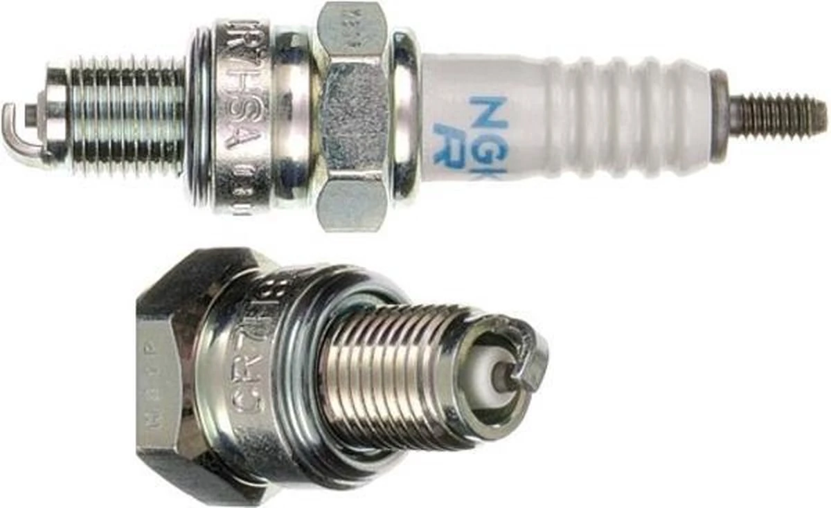 Bougie NGK CR7HSA Voor 4 Takt Scooters (o.a. Kymco, Sym, Znen, Peugeot, AGM) 3 Bougie NGK CR7HSA Voor 4 Takt Scooters (o.a. Kymco, Sym, Znen, Peugeot, AGM)