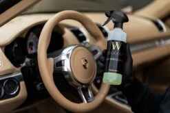 Waxximo COMBIDEAL Leer Reiniging Set + 2 Microvezeldoeken + 2 Glasdoeken - Interieur Reiniger Auto - Leer Reiniging - Vlekken Verwijderraar - Cockpitspray Glans - Glas Reiniger - Dashboard Schoonmaken - Leder Bekleding Reinigen -Auto-Onderdelen 1200x800 78