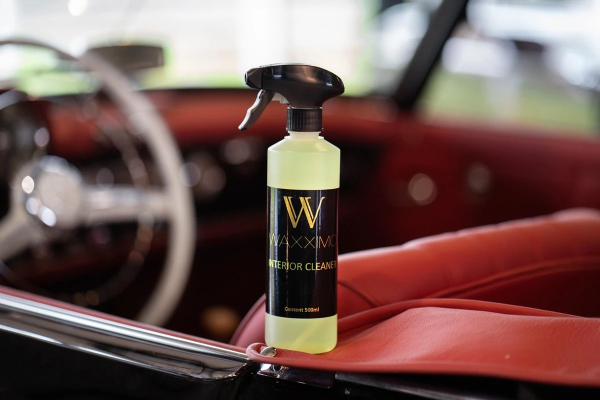 Waxximo COMBIDEAL Interior Cleaner + Microvezeldoek - Bekleding Reiniger Auto - Interieur Reiniger Auto - Interieur Reinigen - Vlekken Verwijderen 6 Waxximo COMBIDEAL Interior Cleaner + Microvezeldoek - Bekleding Reiniger Auto - Interieur Reiniger Auto - Interieur Reinigen - Vlekken Verwijderen - Afbeelding 4