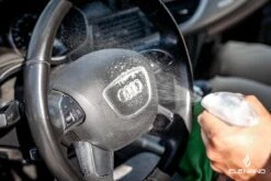 Interieur Reiniger Clenano 1 Liter - Voor Het Hele Interieur – Reinigt – Ontvet – Streep Loos - Nano Resultaat – Verwijdert Tot Zeer Hardnekkig Vuil – Fris Geparfumeerd – Multifunctioneel – Antibacterieel - Veilig Op Alle Materialen - Residuvrij -Auto-Onderdelen 1200x800 92