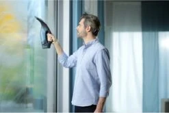 Vileda WindoMatic Vacuum Raamreiniger -Auto-Onderdelen 1200x804 11