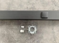 Laadpaal Met Geïntegreerd Buitenstopcontact & Betonsokkel - Voor Tesla Wall Connector Gen2 & Gen3, EVBox Elvi, Alfen, Smappee, Easee, Powerdale 18 Laadpaal Met Geïntegreerd Buitenstopcontact & Betonsokkel - Voor Tesla Wall Connector Gen2 & Gen3, EVBox Elvi, Alfen, Smappee, Easee, Powerdale -Auto-Onderdelen 1200x882