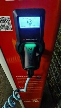 Metron Adapter Type 2 Laadpunt Naar Normaal Stopcontact (Schuko) Type 2 Adapter Compact Met Schakelaar -Auto-Onderdelen 675x1200